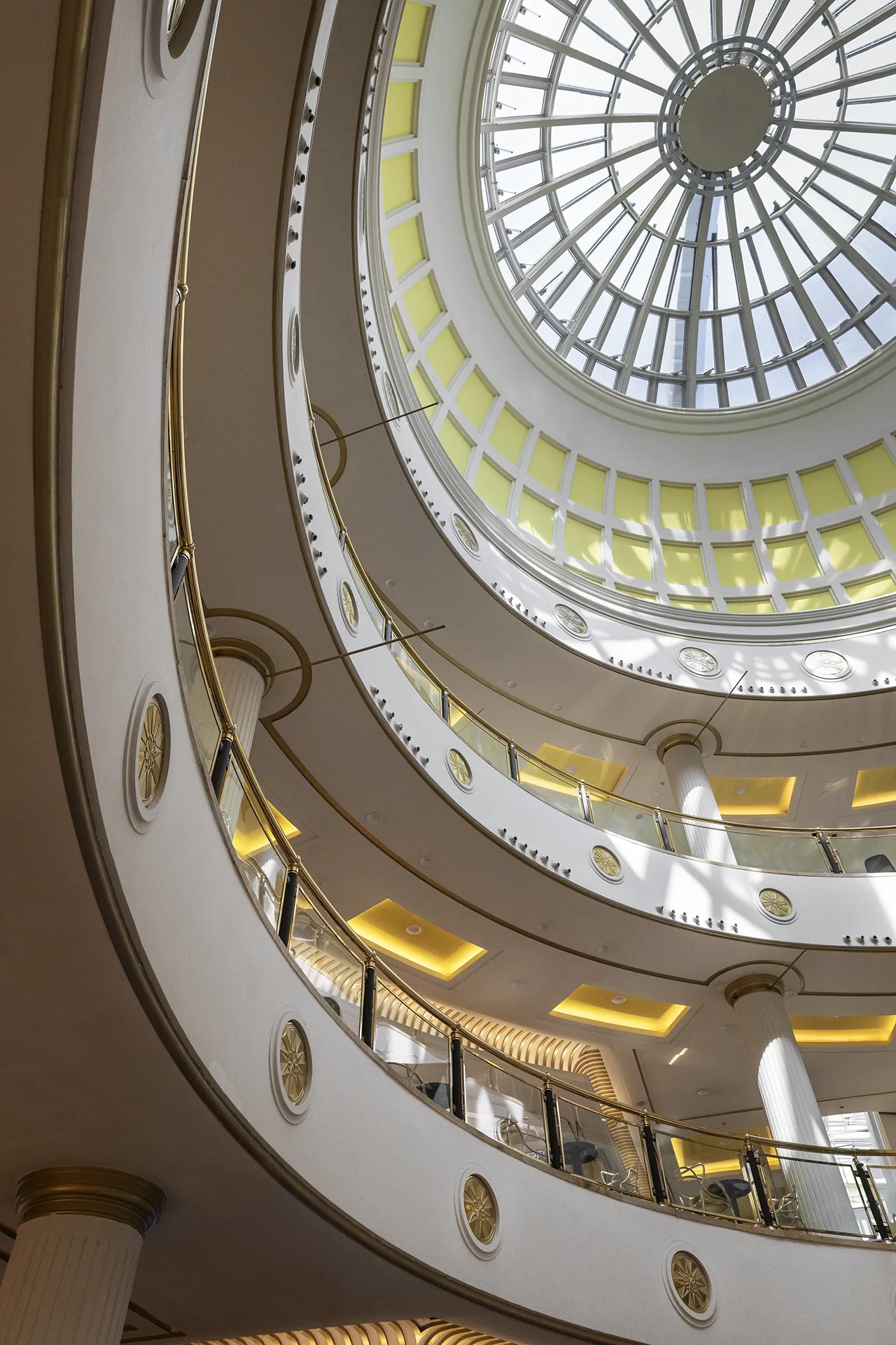 Euroma2 - Shopping Center nel Cuore di Roma EUR